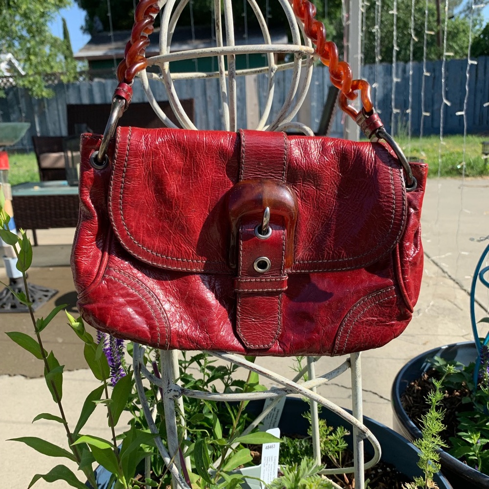 Miu Miu handbag blood red 🍎On Sale